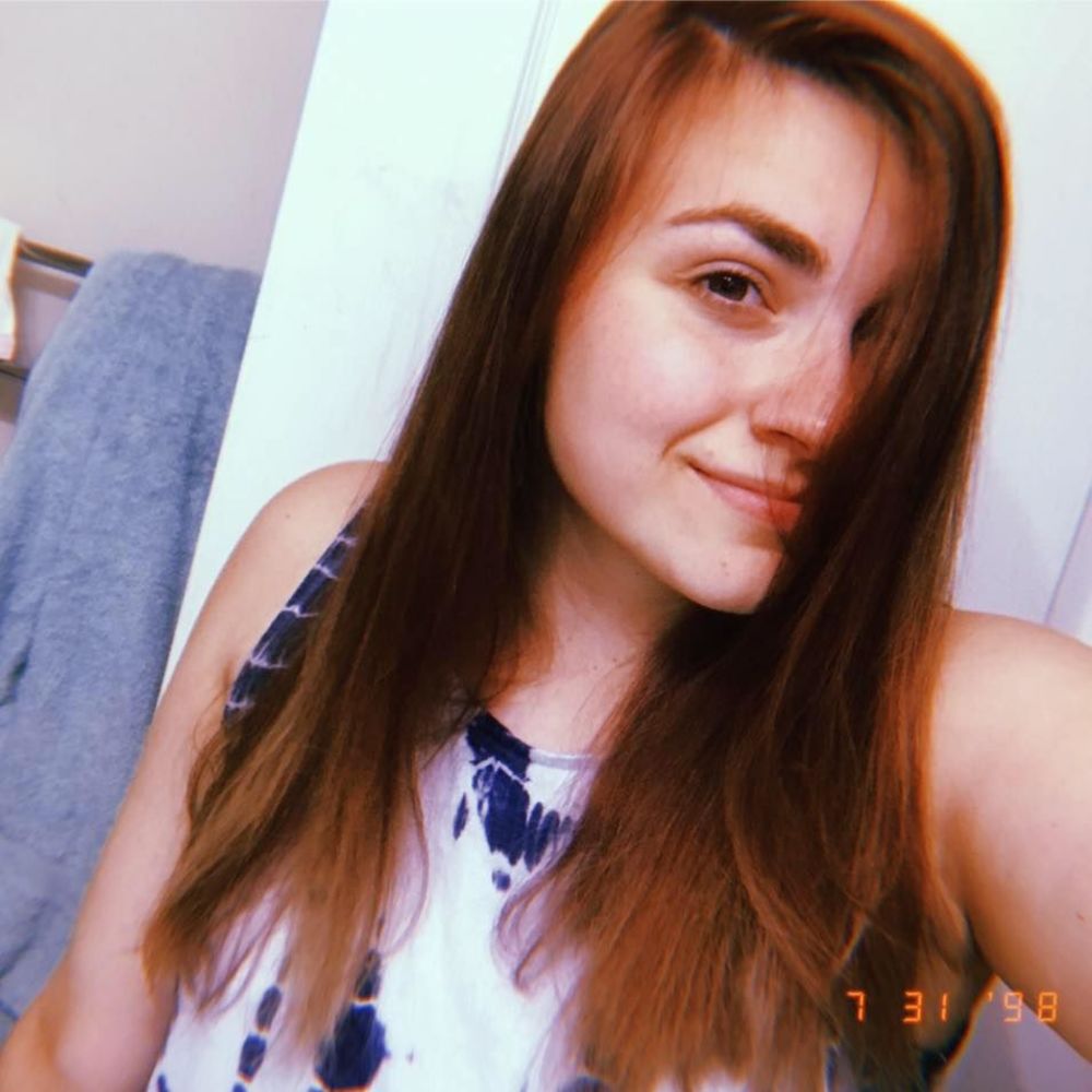 Meet your Posher, Michaela